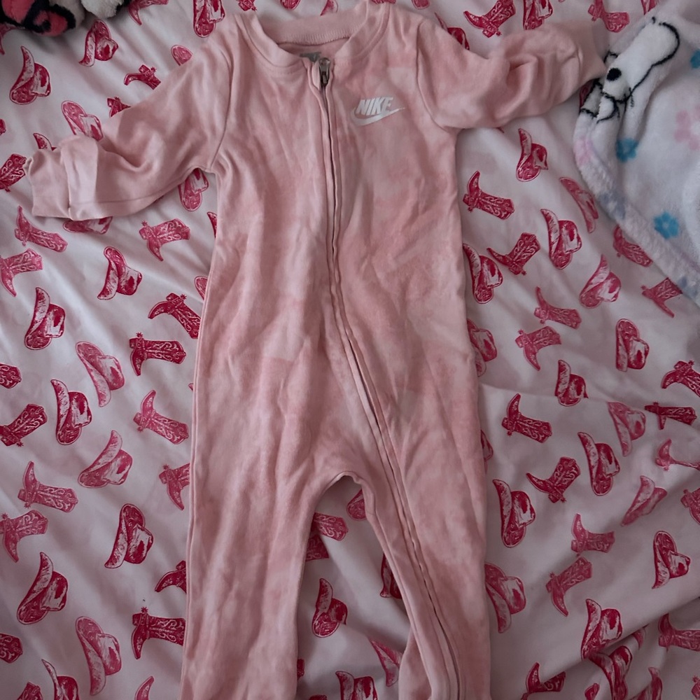 Nike baby girl onesie 9M